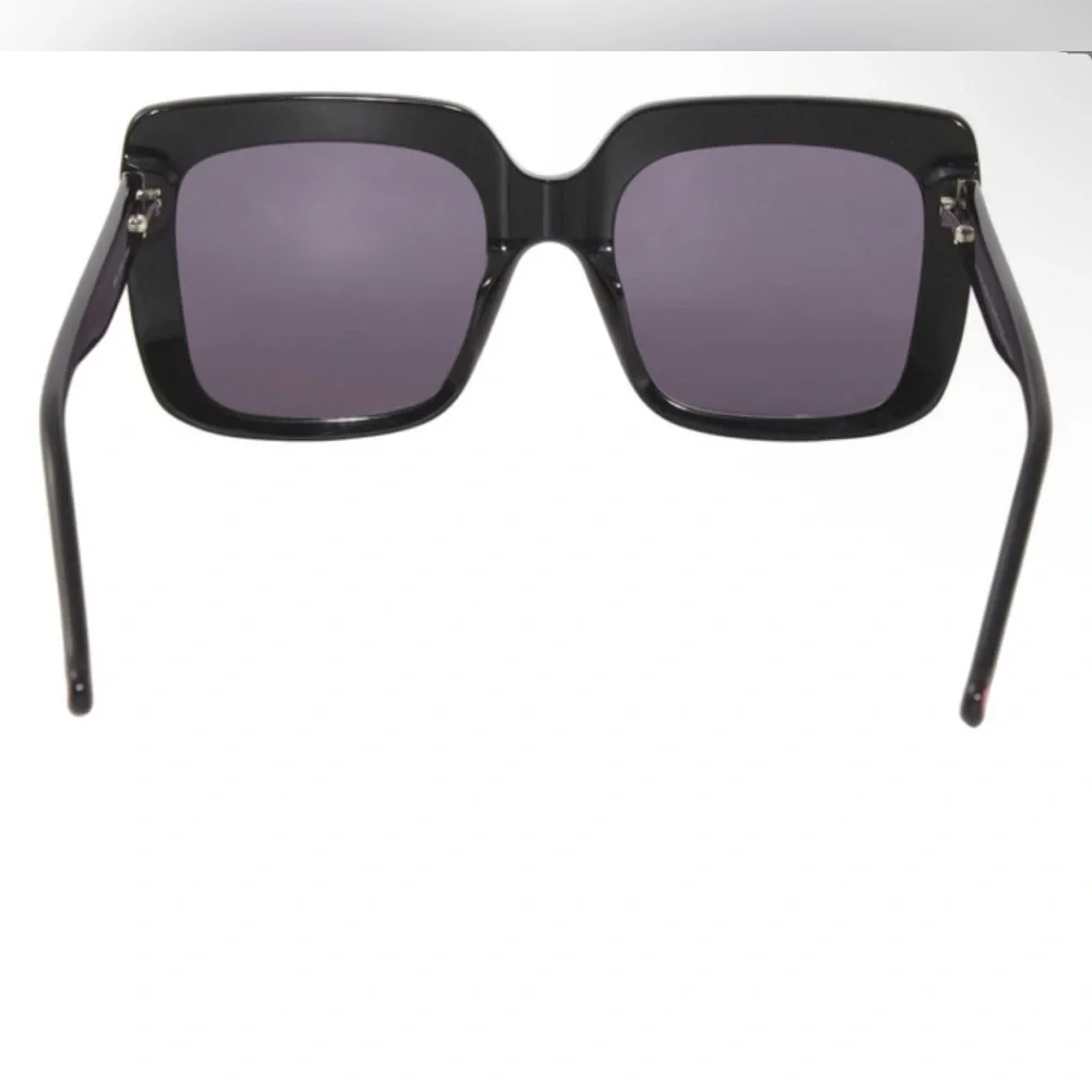 Betsey Johnson Bed-of-Roses Sunglasses NWT